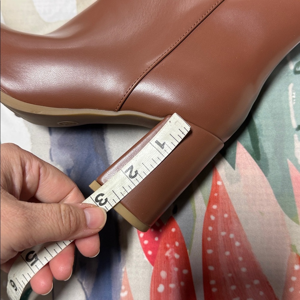 NWT New Day Brown Eve Faux Leather tall Boots sz 7.5 memory foam - Picture 9 of 10